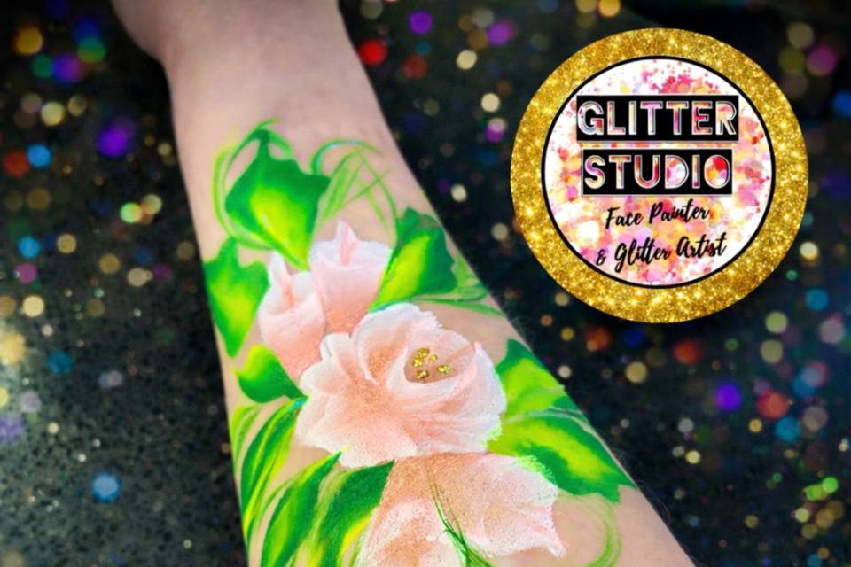 Rose gold wedding roses