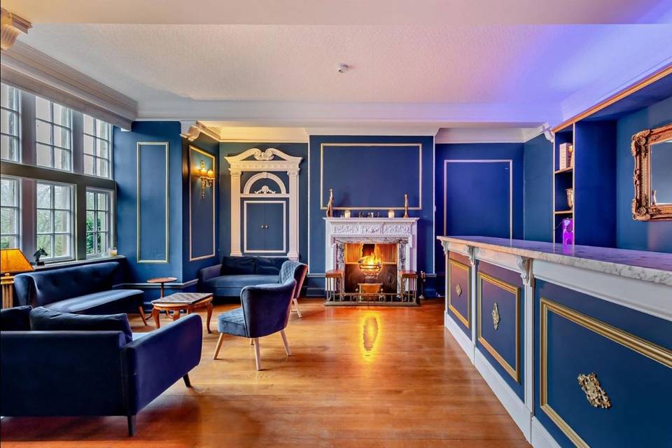 Bar in the hall
