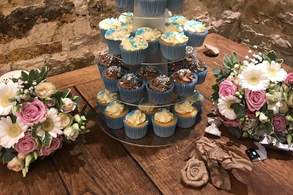 Wedding cupcakes