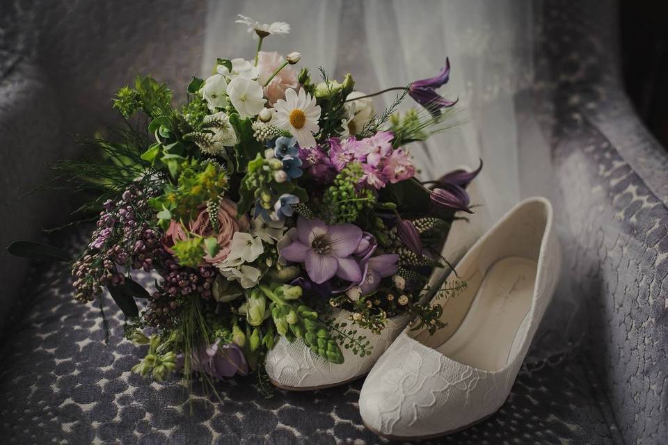 The flowers and the shoes