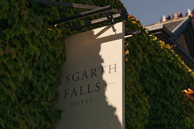 Hotel Sign