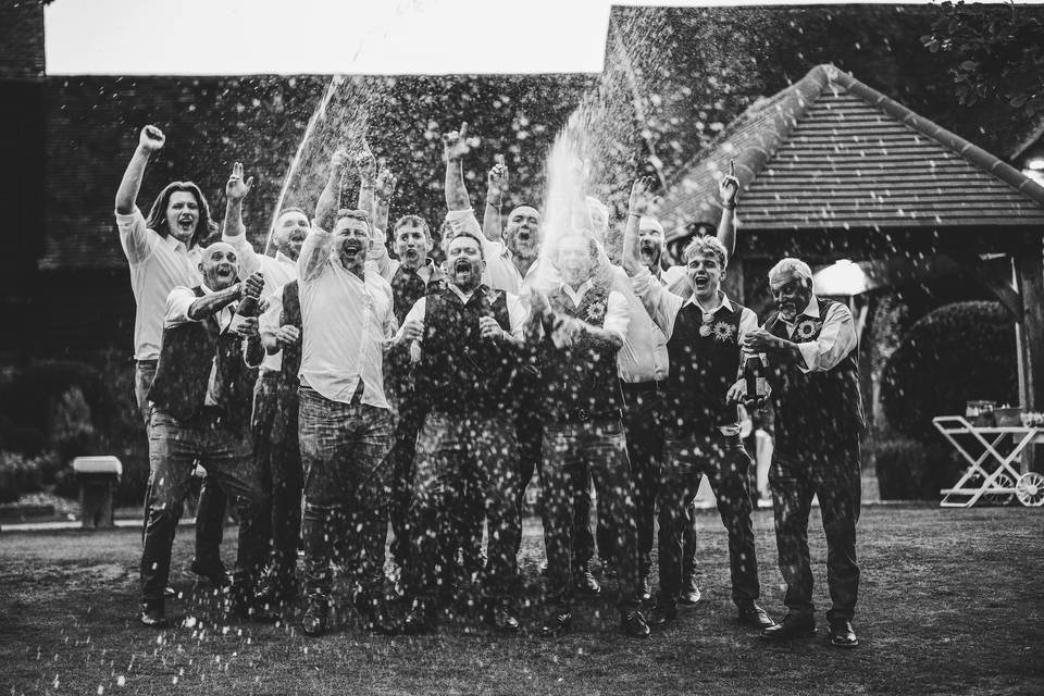 Warren Estate Champagne Spray