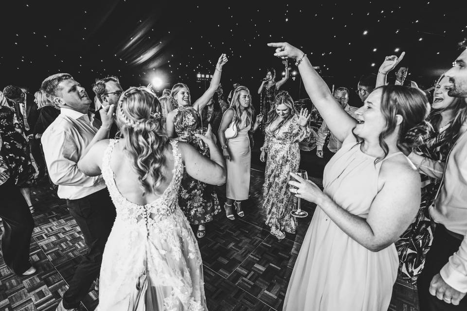 Wedding Party live band