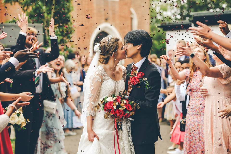 Multi cultural Wedding confett