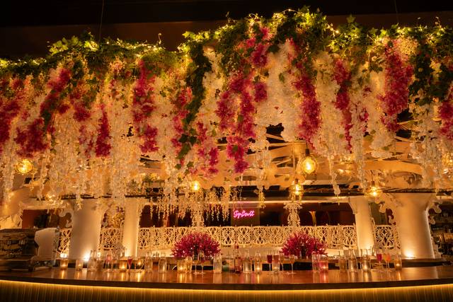 The cocktail bar