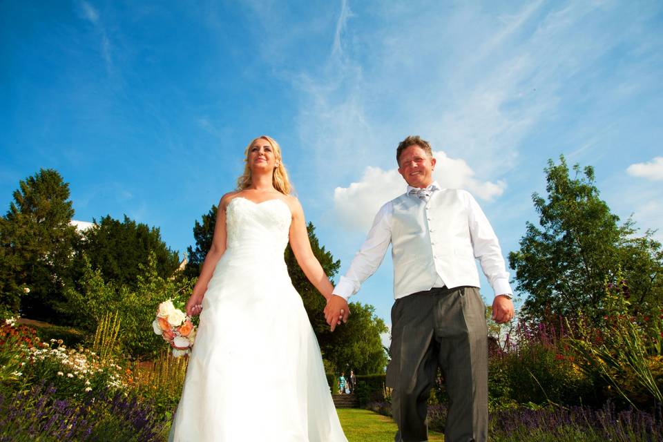 Bride & Groom Summer Sky