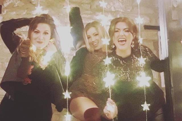 Fiesty female harmony band