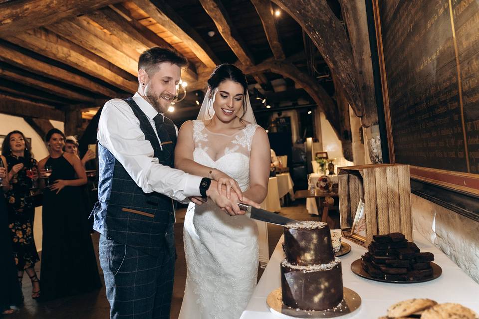 Cutting the cake