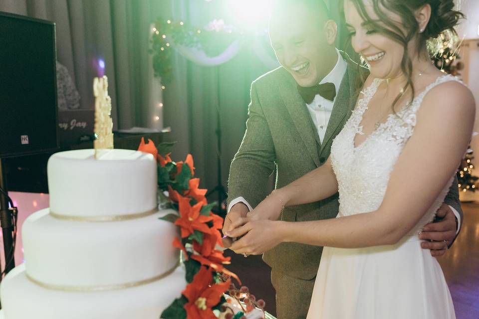 Cutting the cake