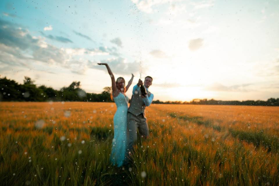 Solstice Champagne Spray