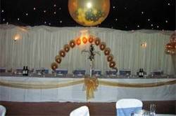 1 metre popping balloon & arch