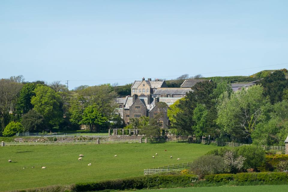 The Manor as you approach