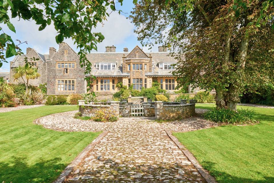 Pickwell Manor