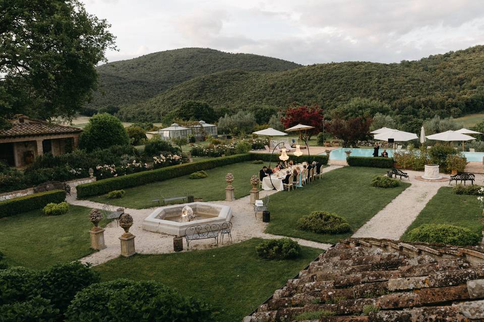 A garden wedding