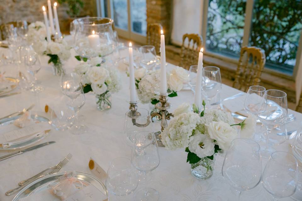 Reception table in veranda