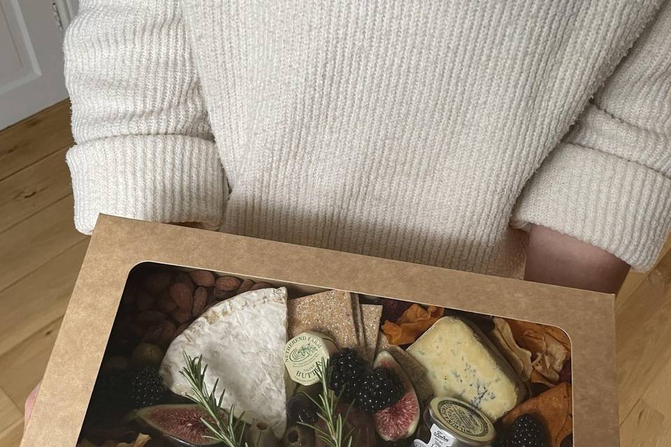 Cheese and charcuterie grazing