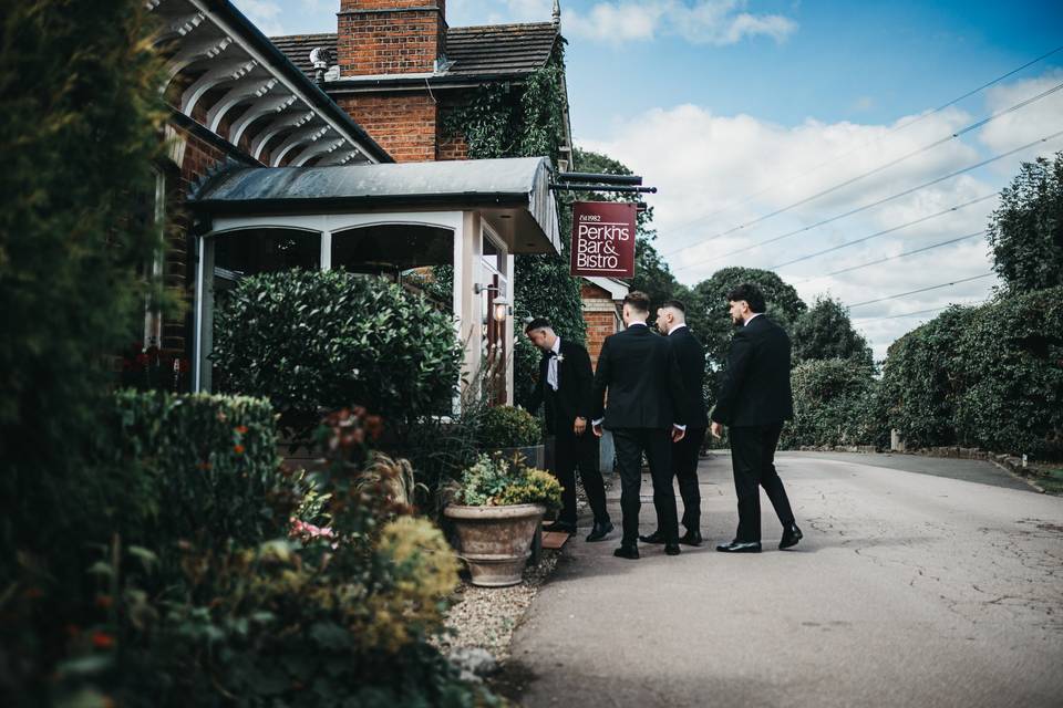 Groom and his boys arriving