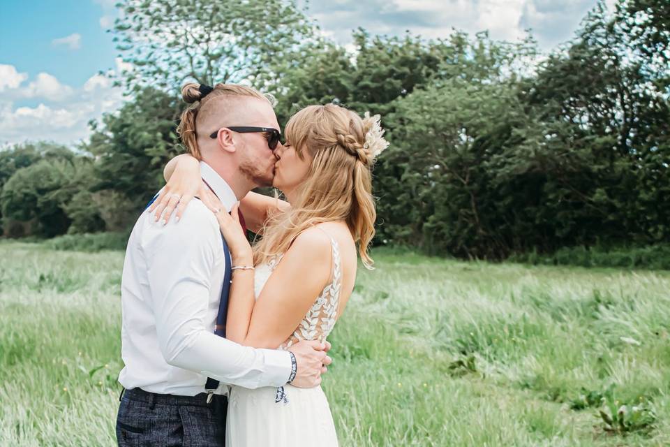 Bride and groom ( photography)