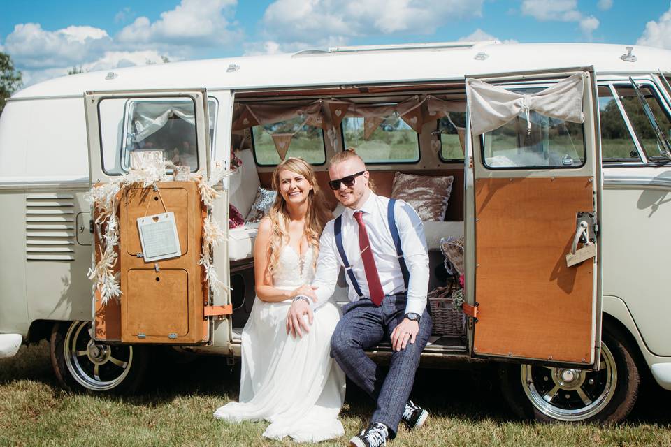 Bride and groom ( photography)