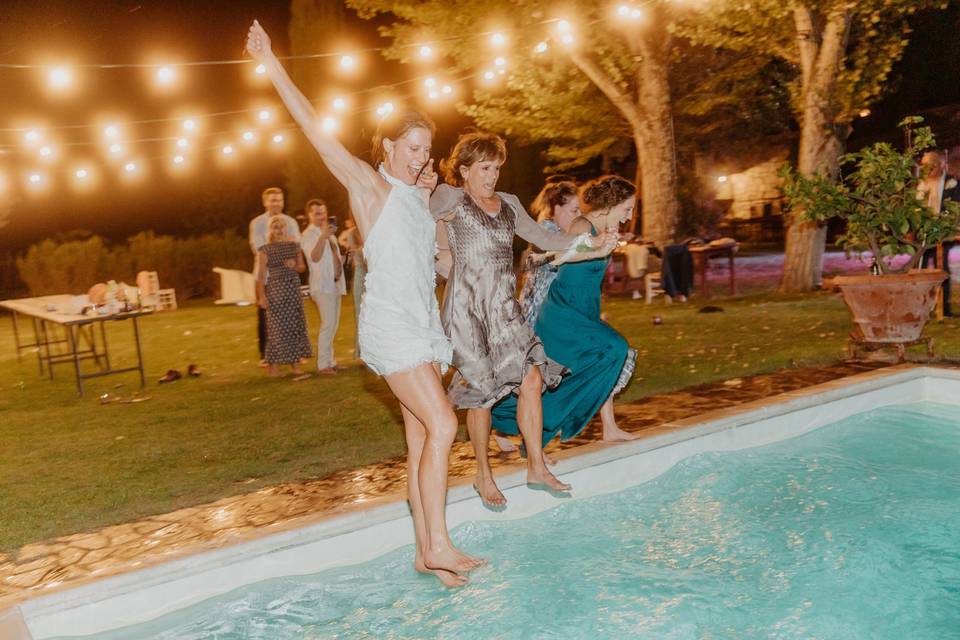 Pool Dive