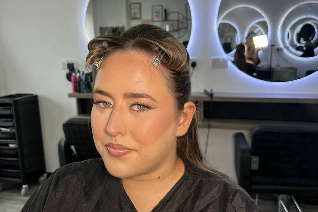 Hannah Kathleen Makeup artist
