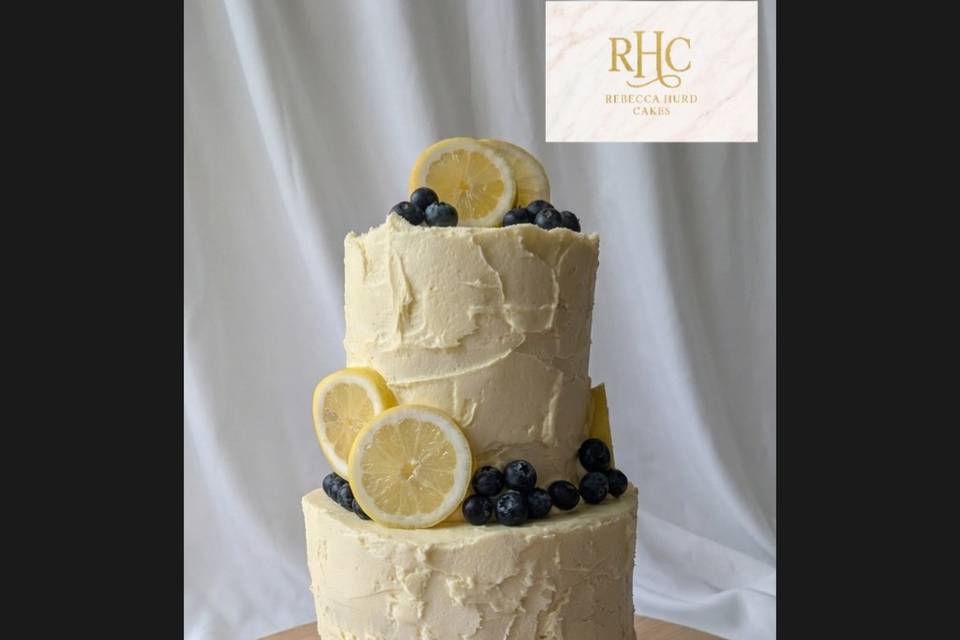 Rustic buttercream cake