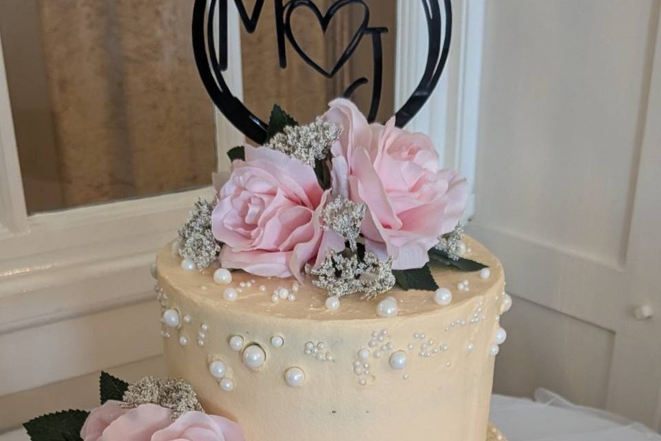 Light pink buttercream