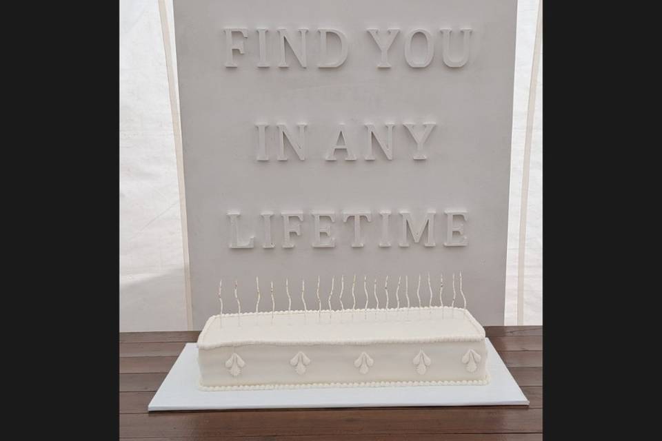 Long cake