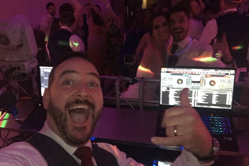 The wedding dj