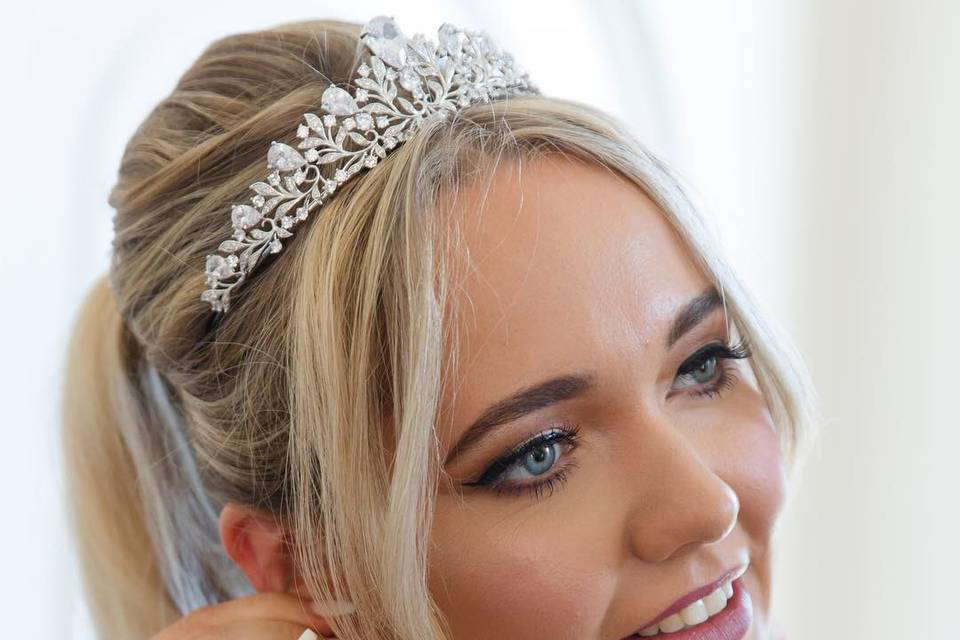 Bridal hair and makeup