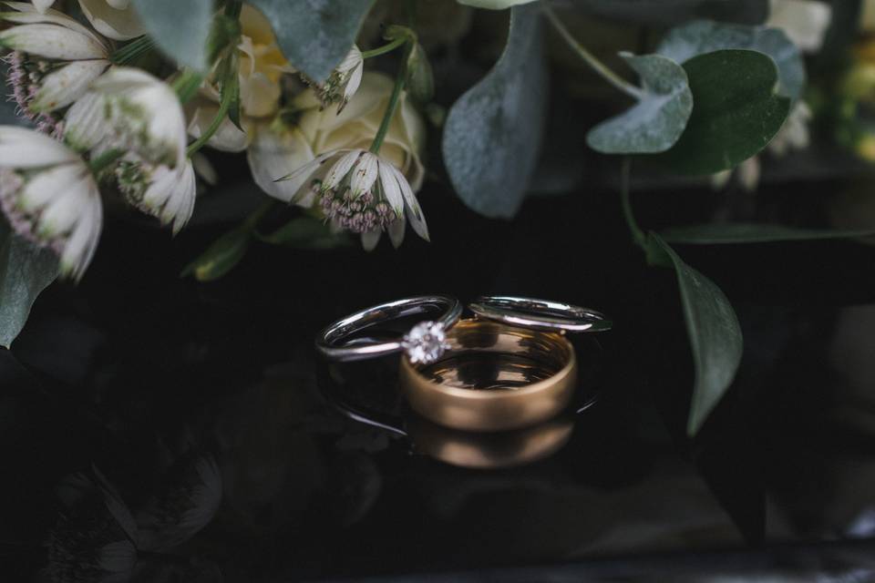 Rings and flowers