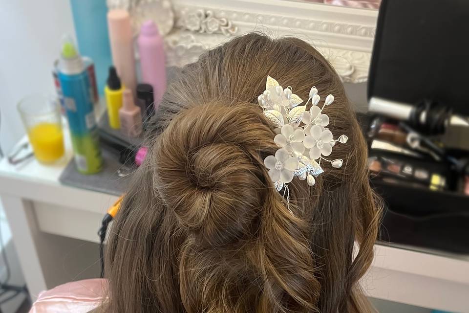 Bridal party hair