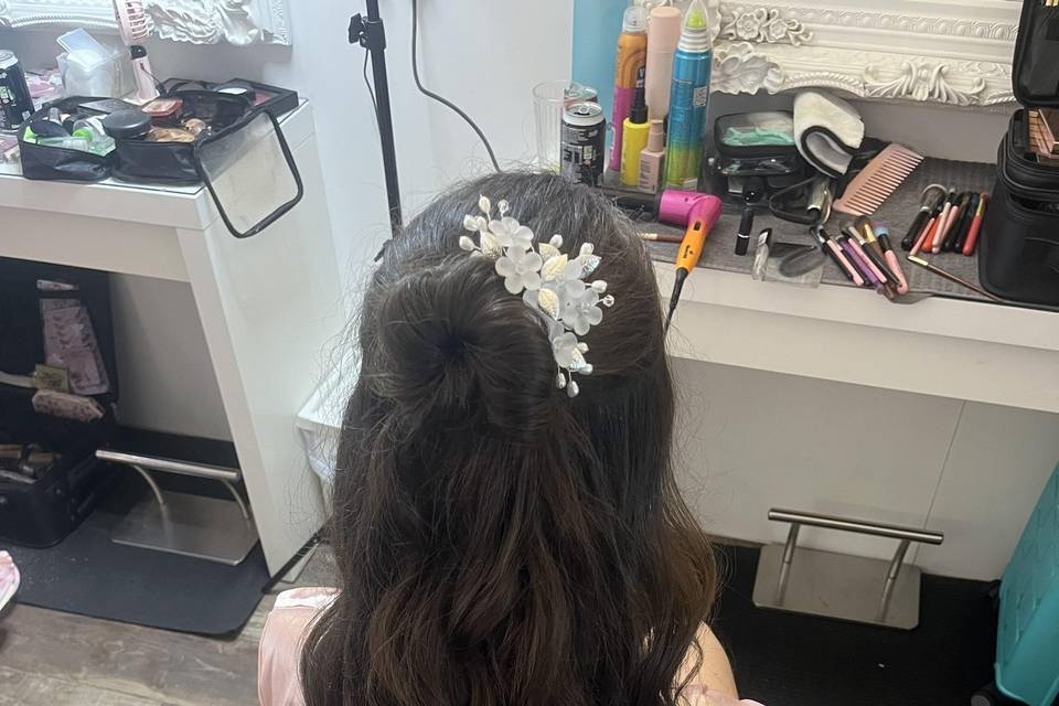 Bridal party hair