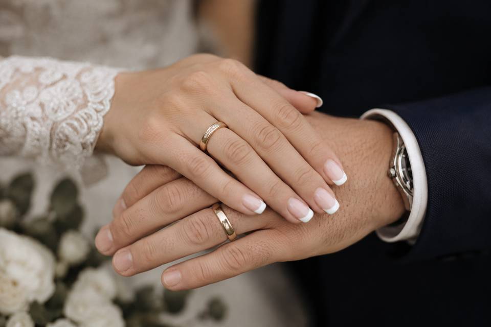 Bride and grooms rings