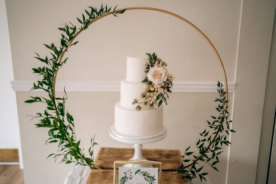 Sugar flower wedding cake