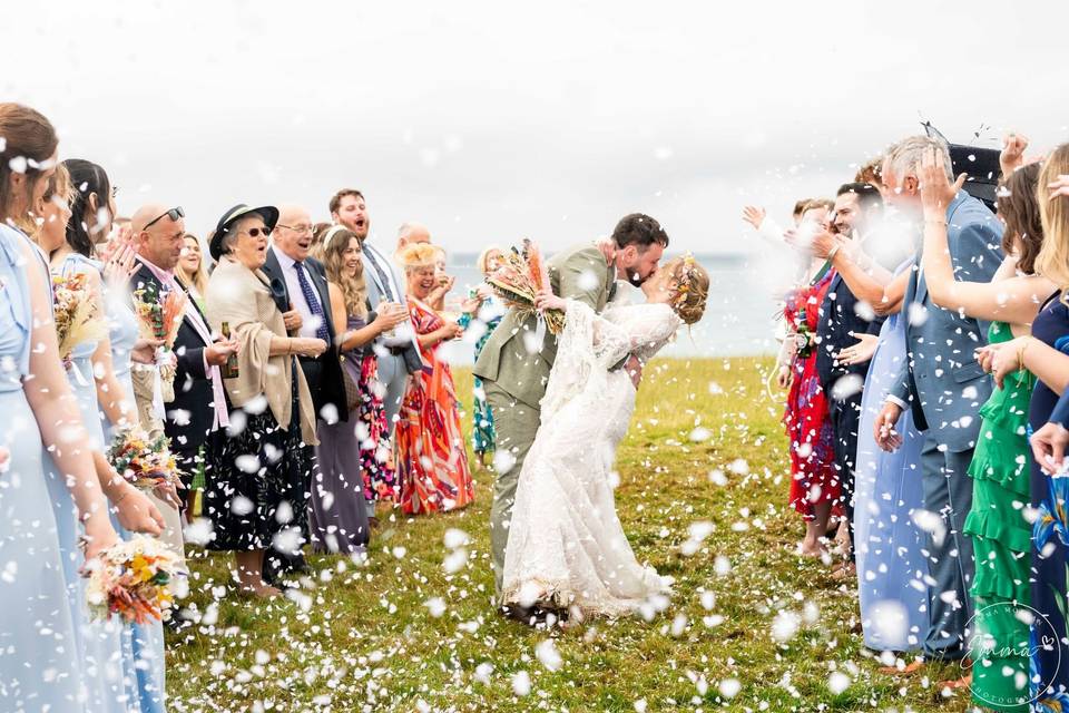CONFETTI!!