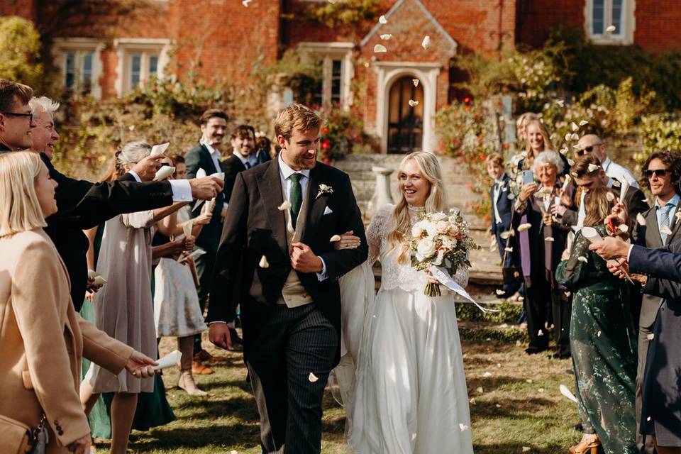 Confetti after ceremony