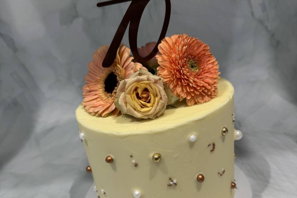 Fresh Flowers & Pearls