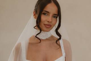 Robyn Strong Makeup Artist