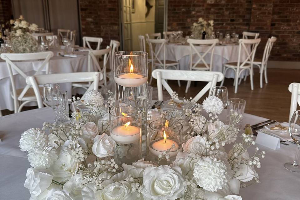 Larkspur Lodge Centrepieces