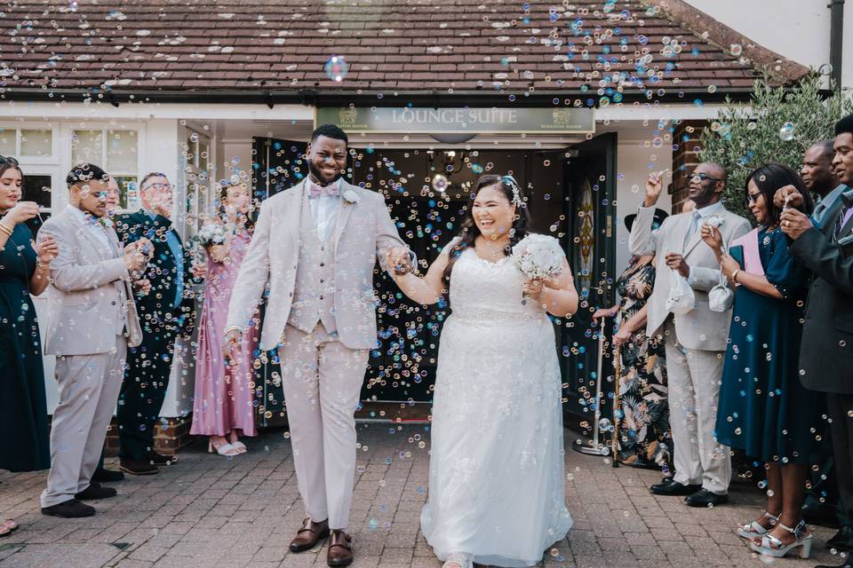 Bubbles at Woolston Manor