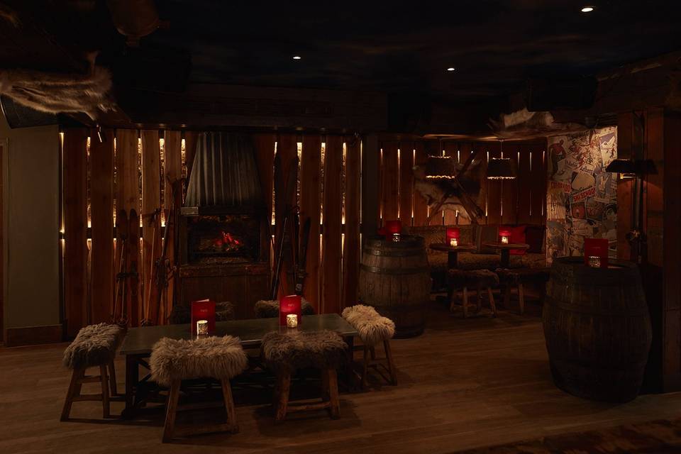 Intimate bar