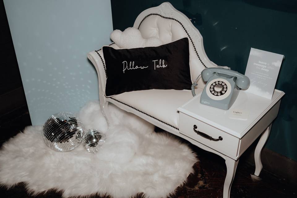 Telephone Seat Audio Guestbook