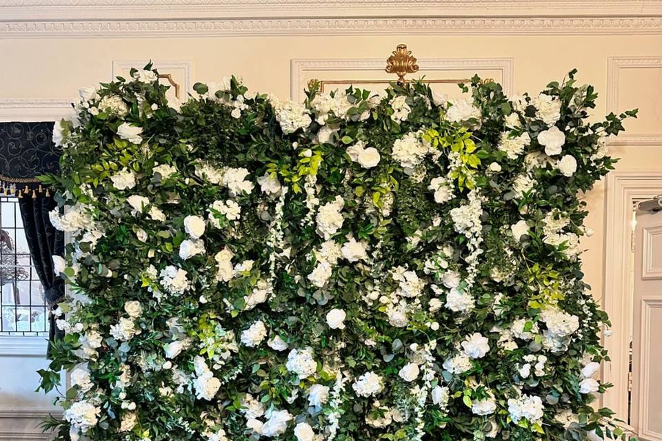 Ivy Flower Wall