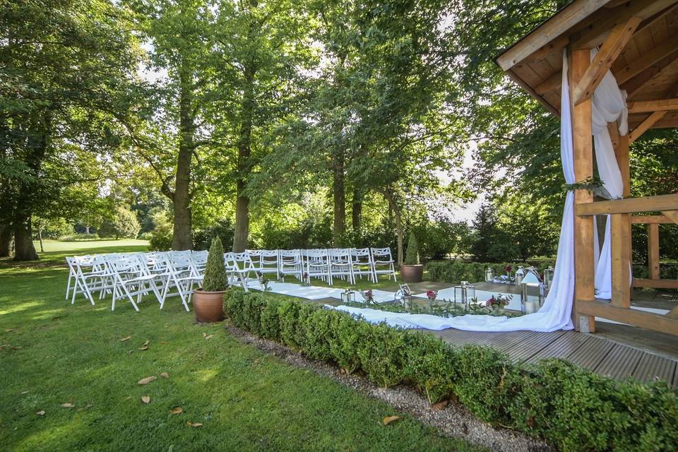 Grounds and golf course views