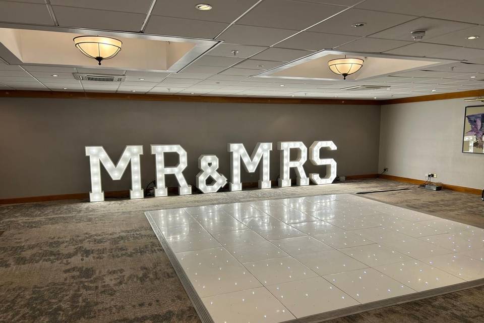 Dancefloor and letters