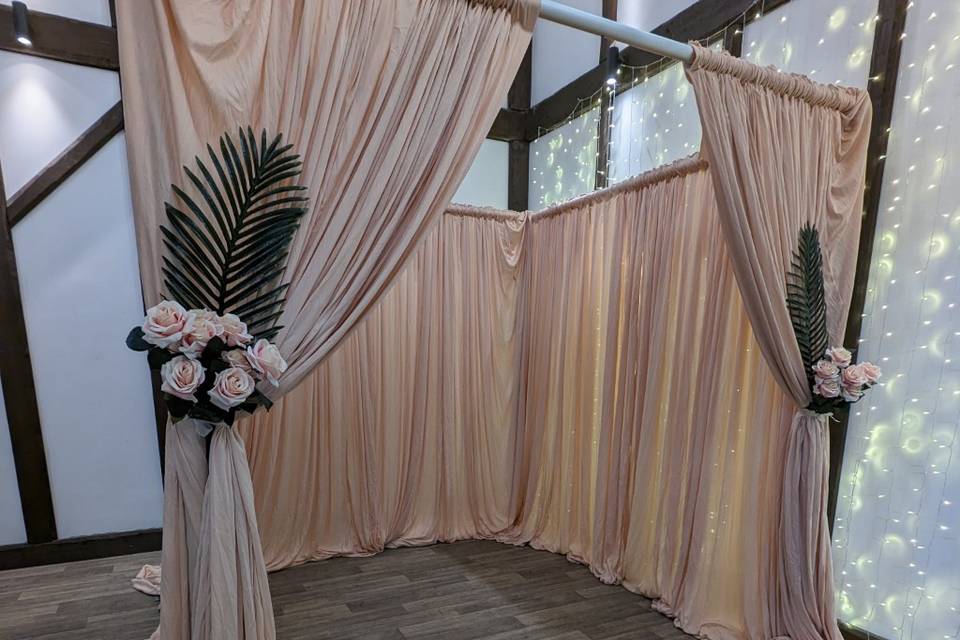 Four poster drape enclosure