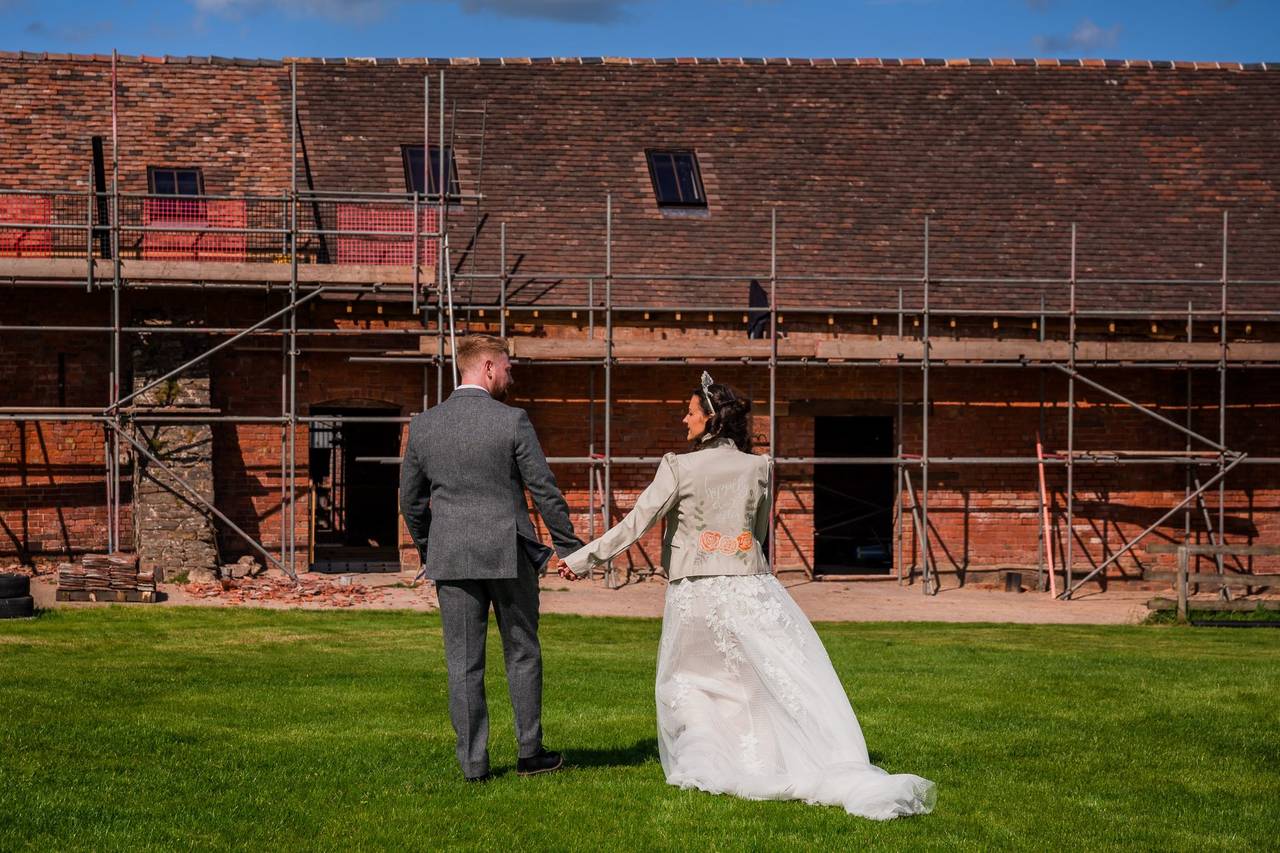 Moat Hall Barns Wedding Venue Shrewsbury Shropshire Uk 0430