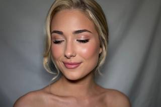 Carys Davies MUA