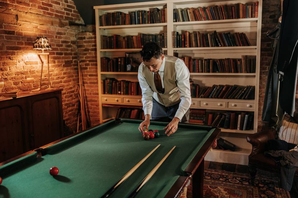 Grooms Pool Table